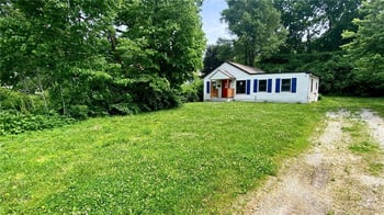 6013 College Ave, Kansas City, MO 64130