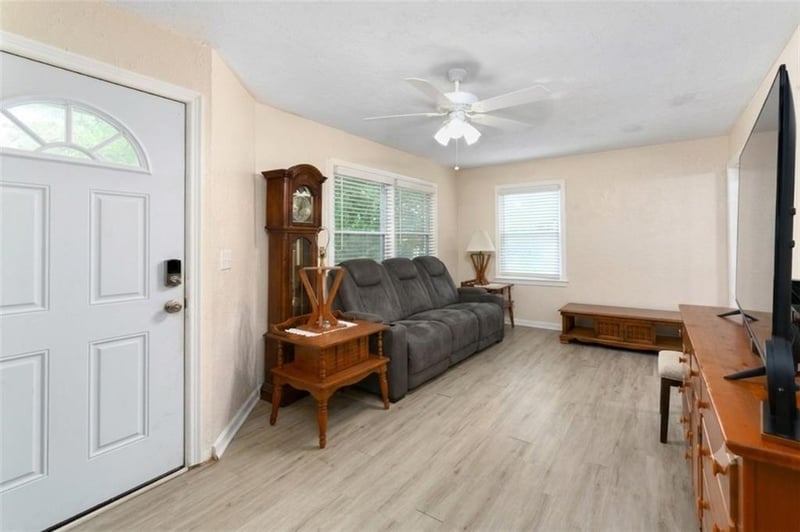 510 Ralston Ave, Sugar Creek, MO 64054