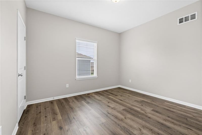 26147 141st Ter, Olathe, KS 66061