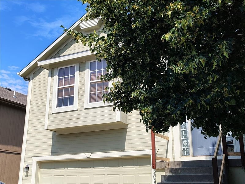 12208 Shannon Ave, Kansas City, MO 64163