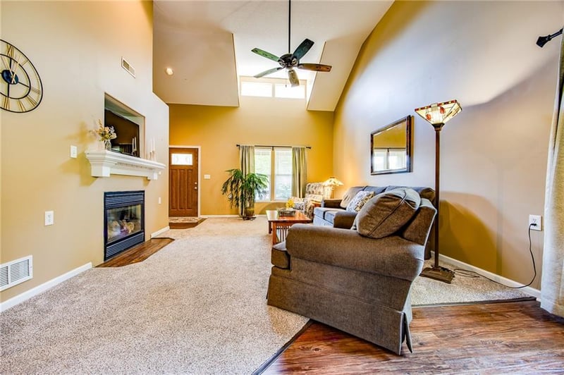 1837 Delaware St, Lawrence, KS 66044