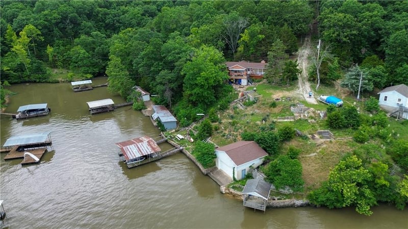 Stackhouse Point N/A, Edwards, MO 65326