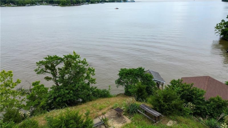 Stackhouse Point N/A, Edwards, MO 65326