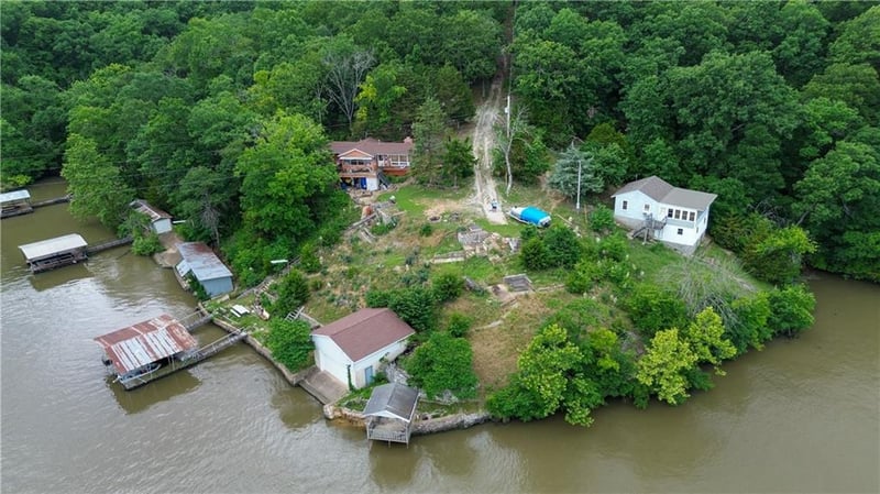 Stackhouse Point N/A, Edwards, MO 65326
