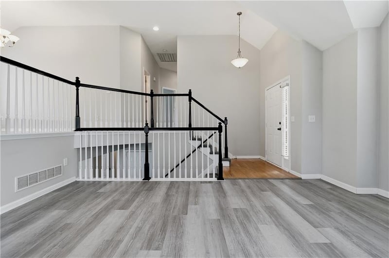 16412 157th Ter, Olathe, KS 66062
