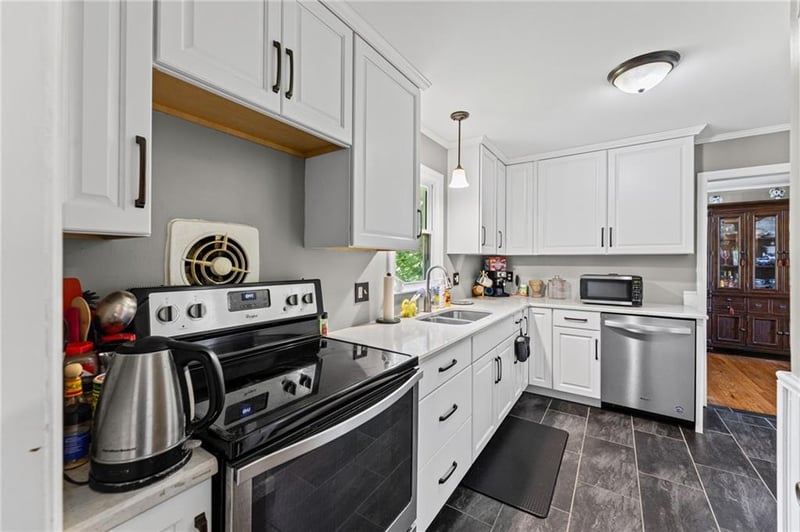 5618 Lamar Ave, Mission, KS 66202