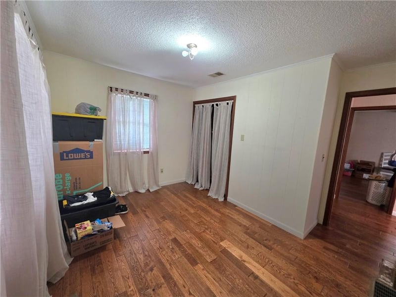 706 Benton St, Windsor, MO 65370