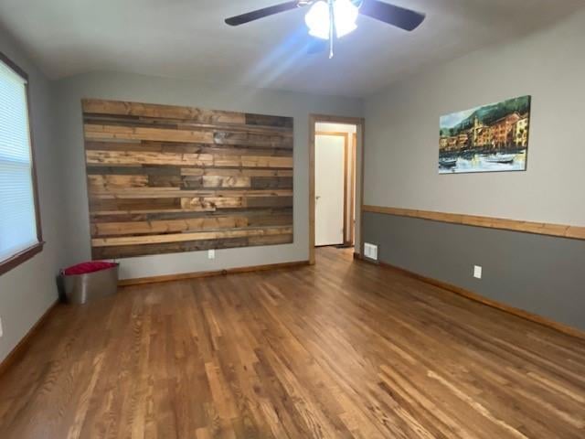 3020 Norton Ave, Independence, MO 64052