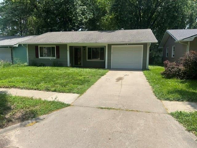 328 Lyon St, Lawrence, KS 66044