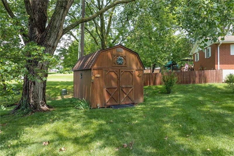 1420 Dowell Dr, Chillicothe, MO 64601