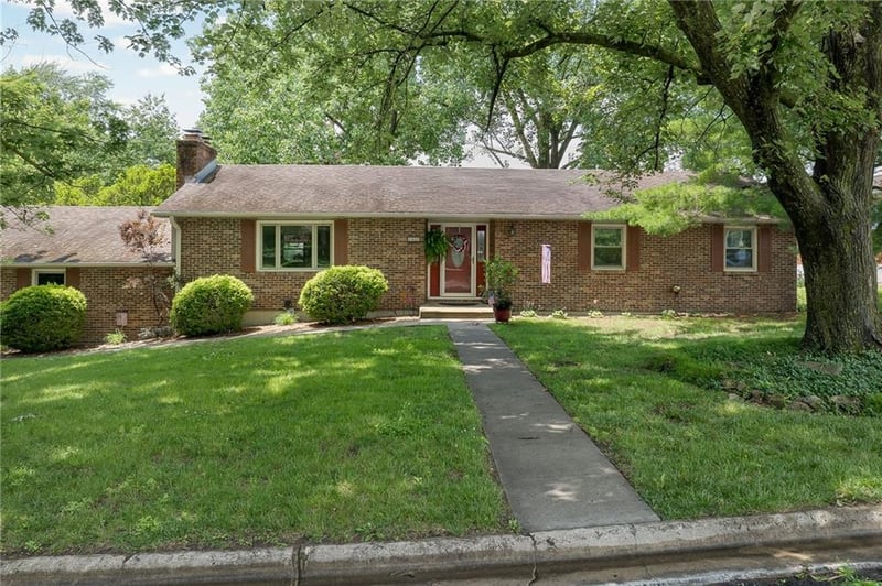 1420 Dowell Dr, Chillicothe, MO 64601