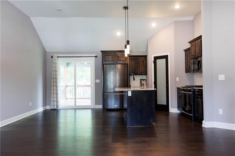8815 Longview Pw, Kansas City, MO 64138