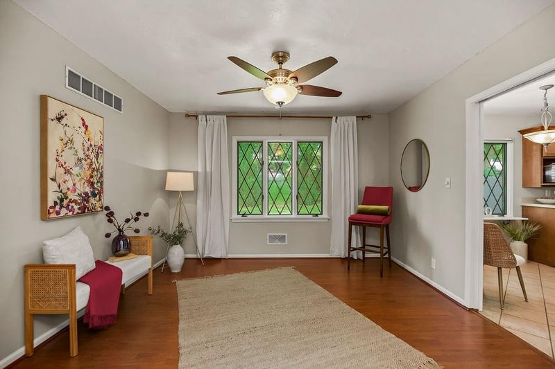 5475 Clare Rd, Shawnee, KS 66226