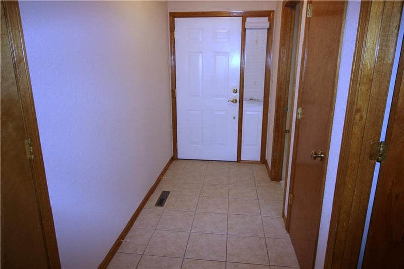 17009 46th Street Ct, Independence, MO 64055