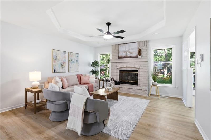 2424 Leann Dr, Blue Springs, MO 64014