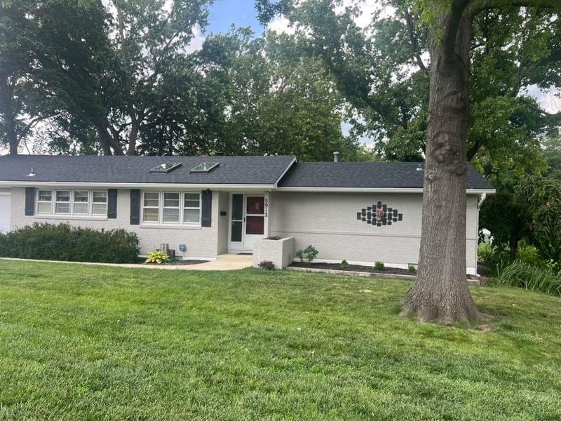 5912 Longview Rd, Kansas City, MO 64134