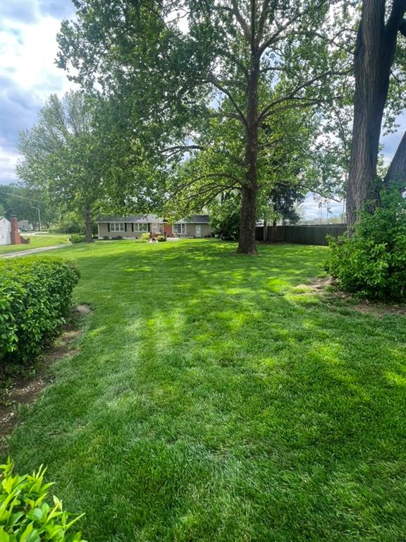 5912 Longview Rd, Kansas City, MO 64134