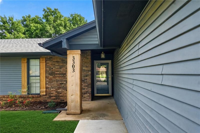 3303 W 2nd St, Coffeyville, KS 67337