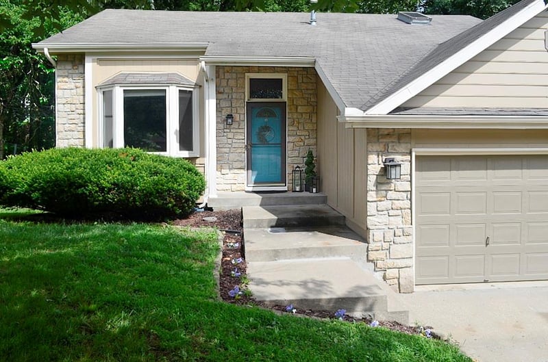 8513 81st Ter, Kansas City, MO 64152