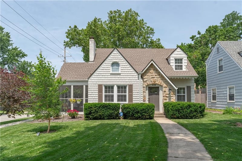400 E 74th Ter, Kansas City, MO 64131
