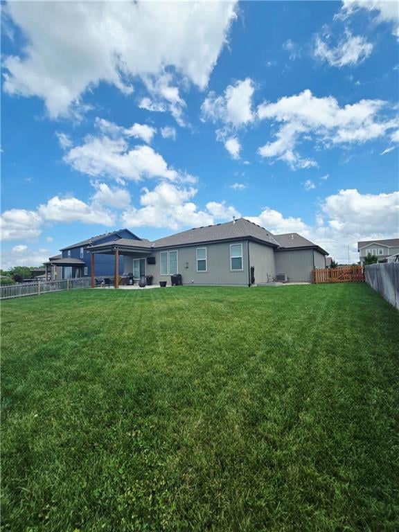131 Briar Valley Ln, Blue Springs, MO 64064