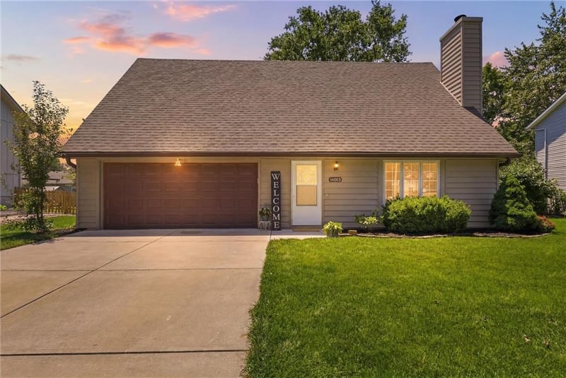 14813 149 Ct, Olathe, KS 66062
