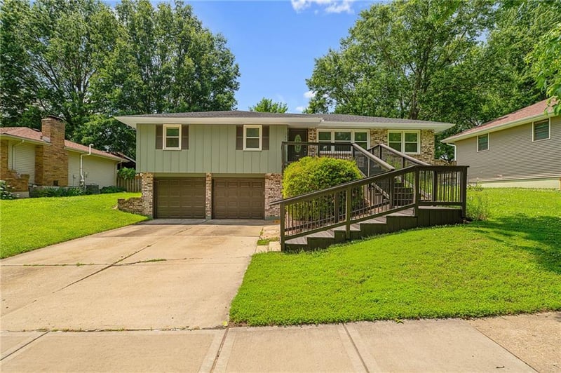 7401 77th Ter, Kansas City, MO 64152