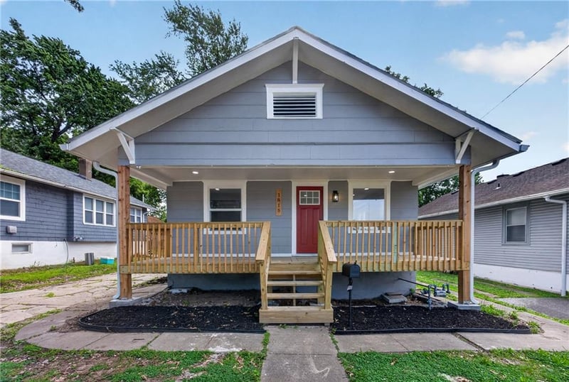 1815 Overton Ave, Independence, MO 64052