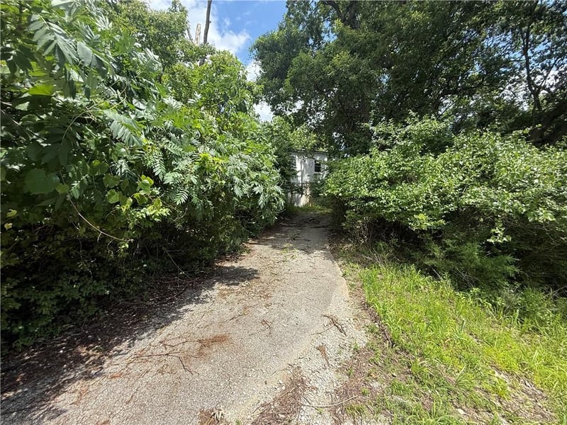4717 Northwood Rd, Riverside, MO 64150