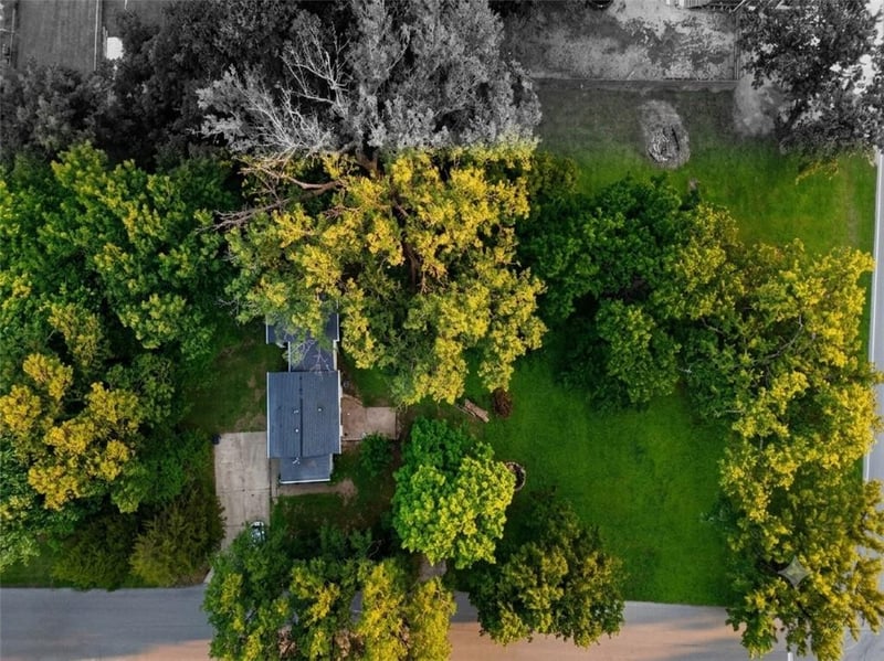 111 N Oxford Ave, Independence, MO 64053