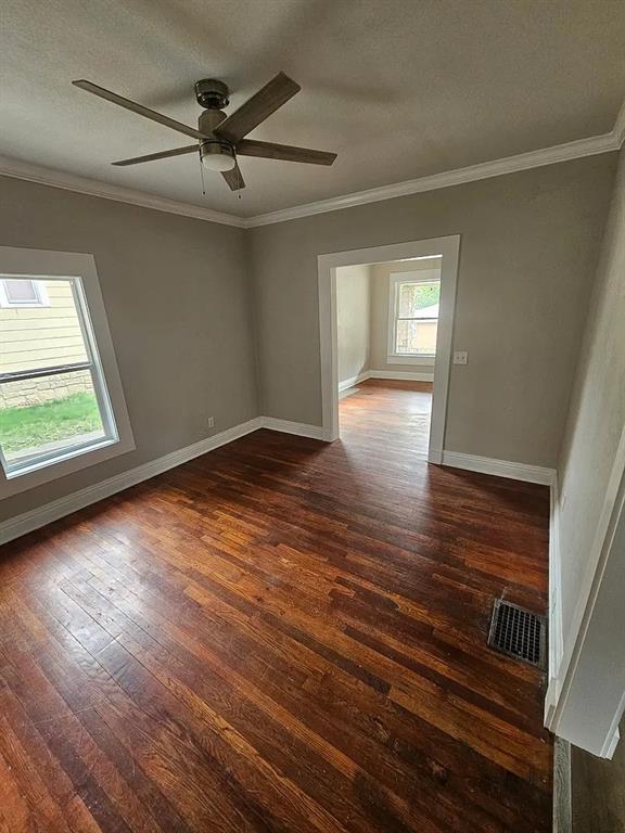 6405 Peery Ave, Kansas City, MO 64126