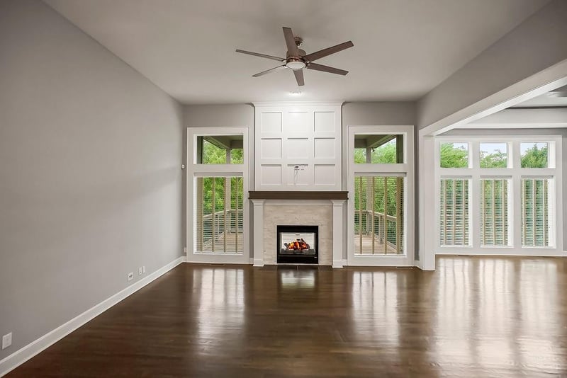 13112 170th St, Overland Park, KS 66221
