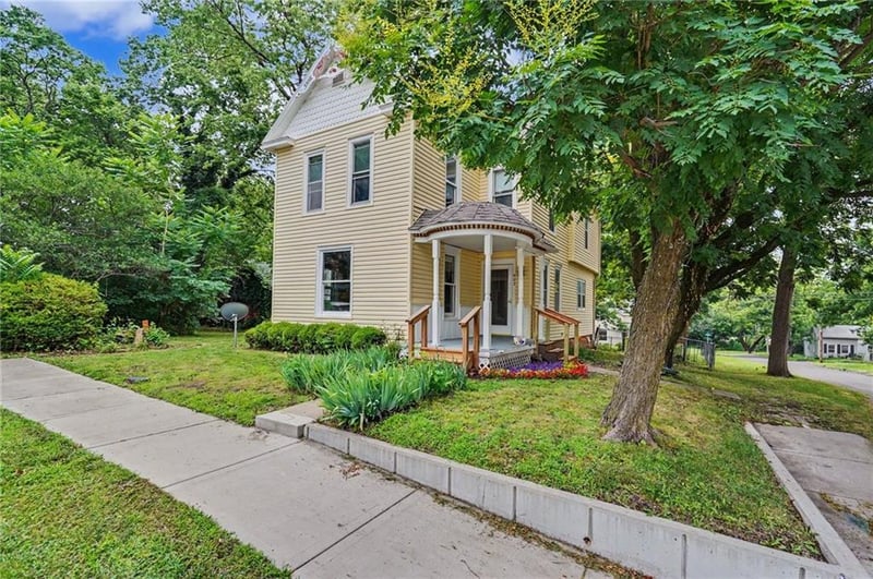 803 Church St, Eudora, KS 66025