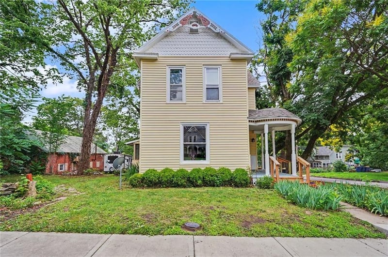803 Church St, Eudora, KS 66025
