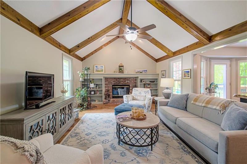 14629 W 83rd Ter, Lenexa, KS 66215