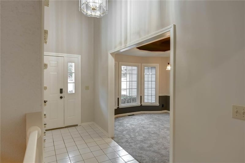 400 Tennyson Pl, Lee's Summit, MO 64081