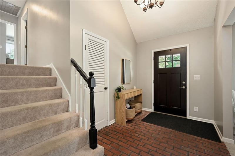 500 NE Clubhouse Dr, Lee's Summit, MO 64086
