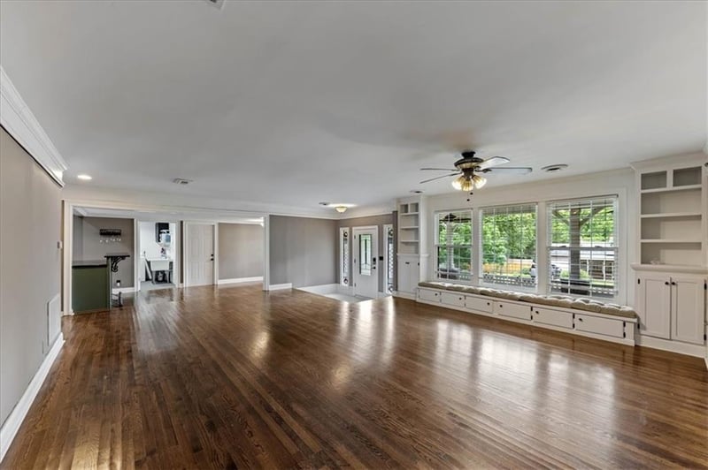8530 86th Ter, Overland Park, KS 66212