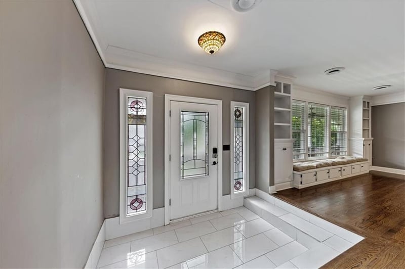 8530 86th Ter, Overland Park, KS 66212