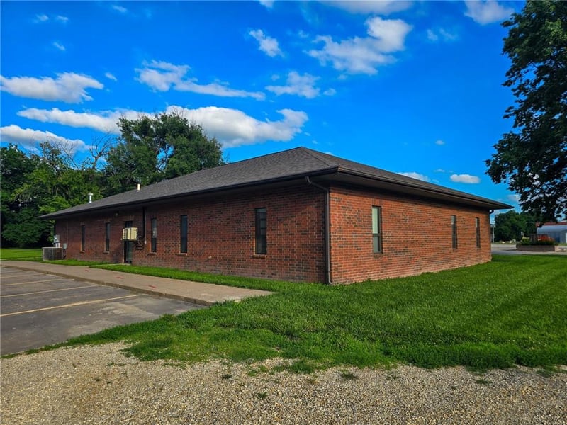 114 Fox St, Council Grove, KS 66846