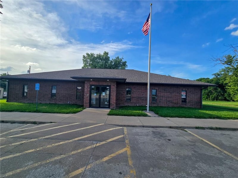 114 Fox St, Council Grove, KS 66846