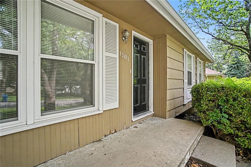 1501 Johnston St, Liberty, MO 64068