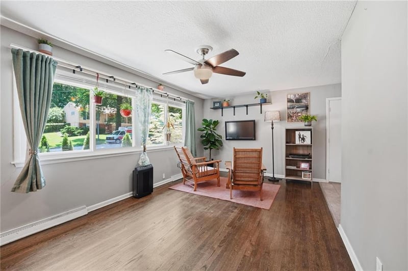 9908 Harrison St, Kansas City, MO 64131