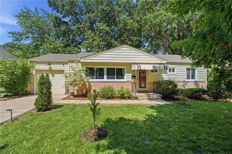 9908 Harrison St, Kansas City, MO 64131