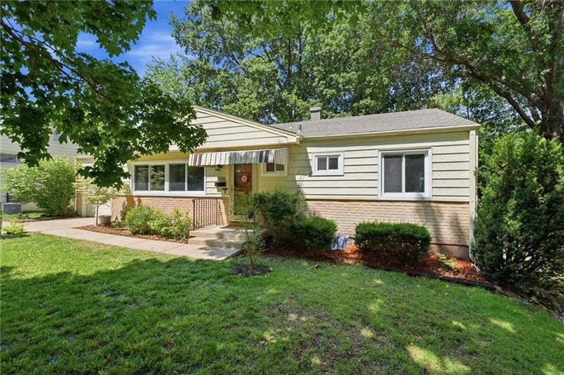 9908 Harrison St, Kansas City, MO 64131