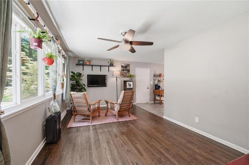 9908 Harrison St, Kansas City, MO 64131