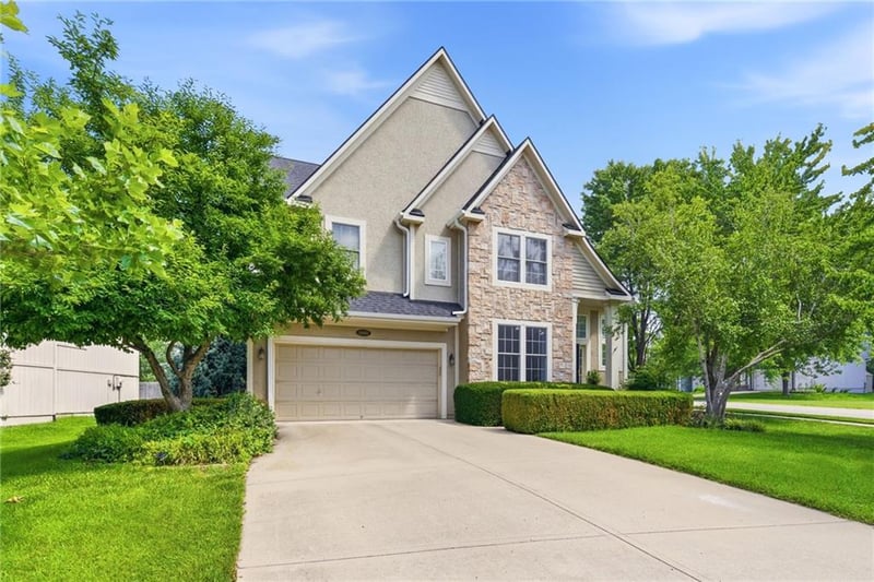 16660 155 Ter, Olathe, KS 66062