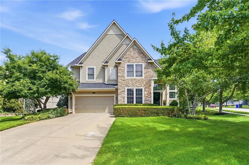 16660 155 Ter, Olathe, KS 66062