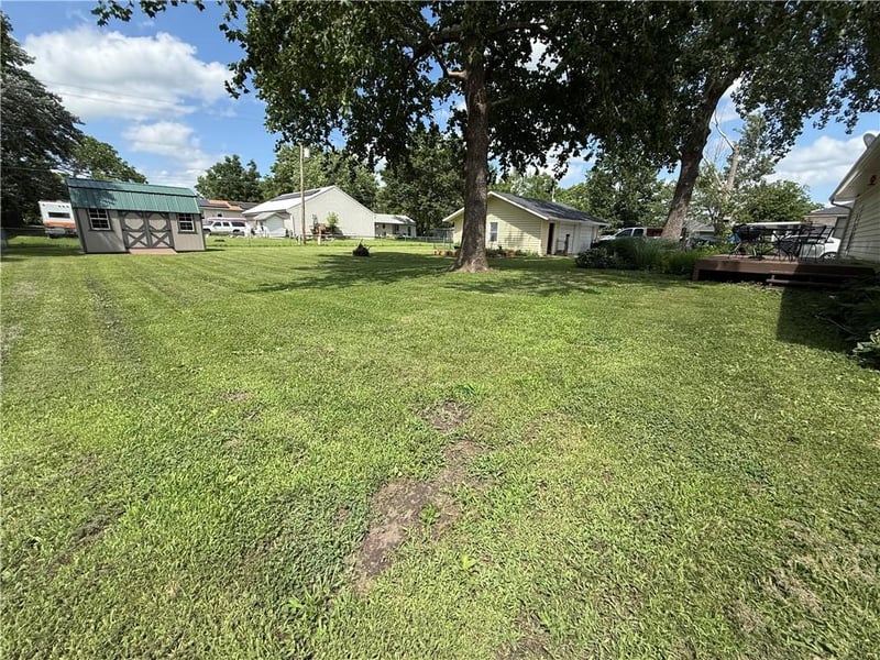 702 Grand Ave, Lacygne, KS 66040