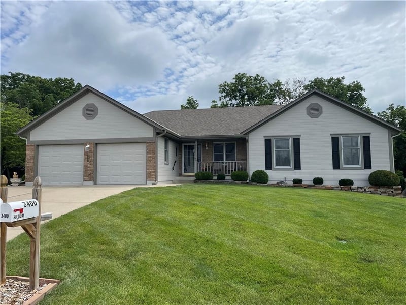 3401 Gateway Dr, Independence, MO 64057